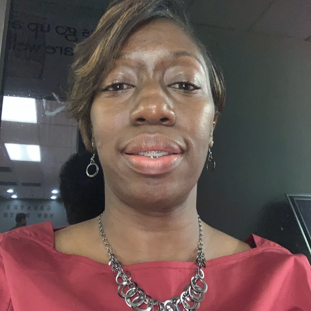 Meet your Posher, Catina